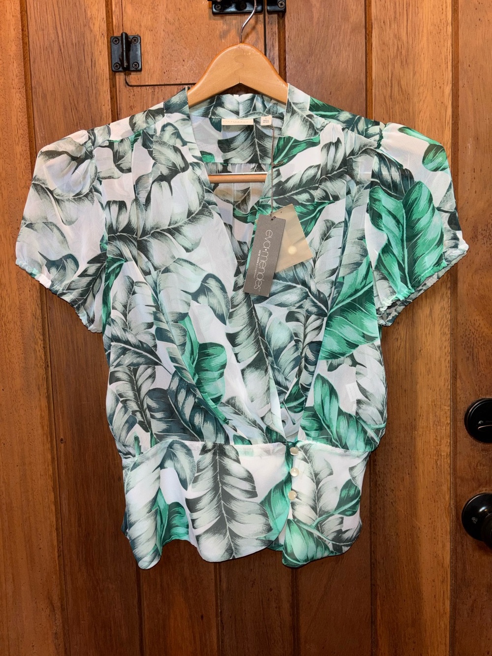 Eva Mendes for NY and Co Green Leaf Print Short Sleeve Blouse